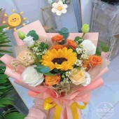 1支向日葵搭配2支香槟花束