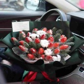 【圣诞不能莓有你】23颗草莓花束搭配诺贝松棉花圣诞节平安夜花束花店送花上门