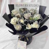 11支黑骑士玫瑰花束