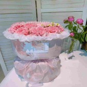 11支粉色康乃馨小香风花束送媳妇送妈妈花店送花上门