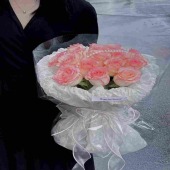 15支艾莎玫瑰奶油风花束鲜花送女友花店送花上门