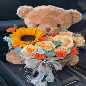 7支香槟玫瑰1支向日葵抱抱熊