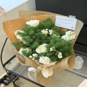 【放轻松】3支白玫瑰3支紫罗兰蓬莱松鲜花花束花店送花上门